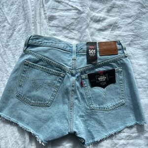 NWT Levi’s 501 Jean Shorts Button-Fly Size 28 $45 OBO